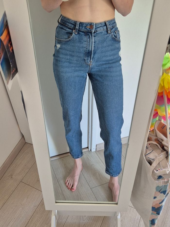 Jean mom