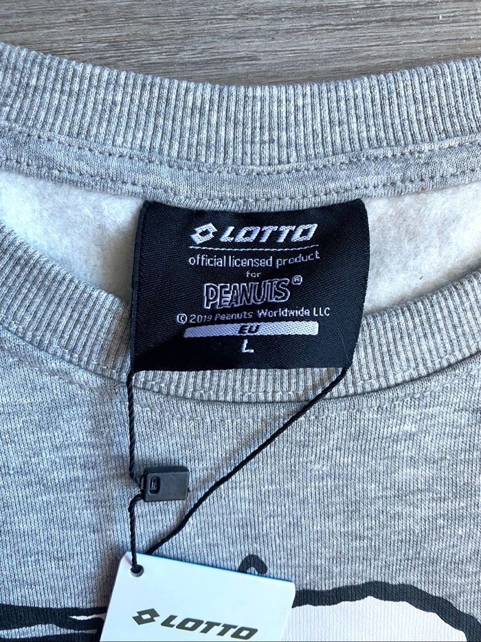 #238 Sweat Snoopy x Lotto taille L - photo numéro 4