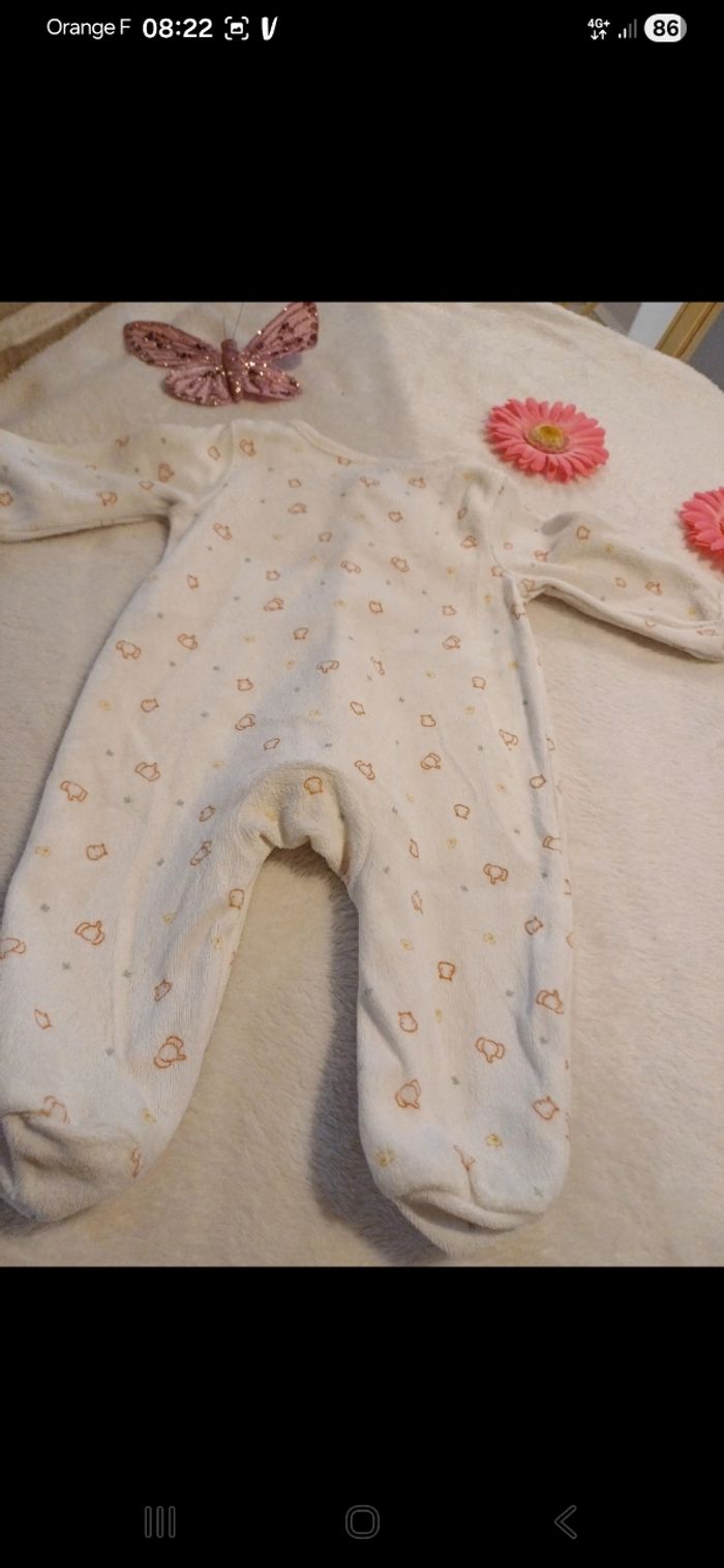 Pyjama bébé taille 3 mois - photo numéro 4