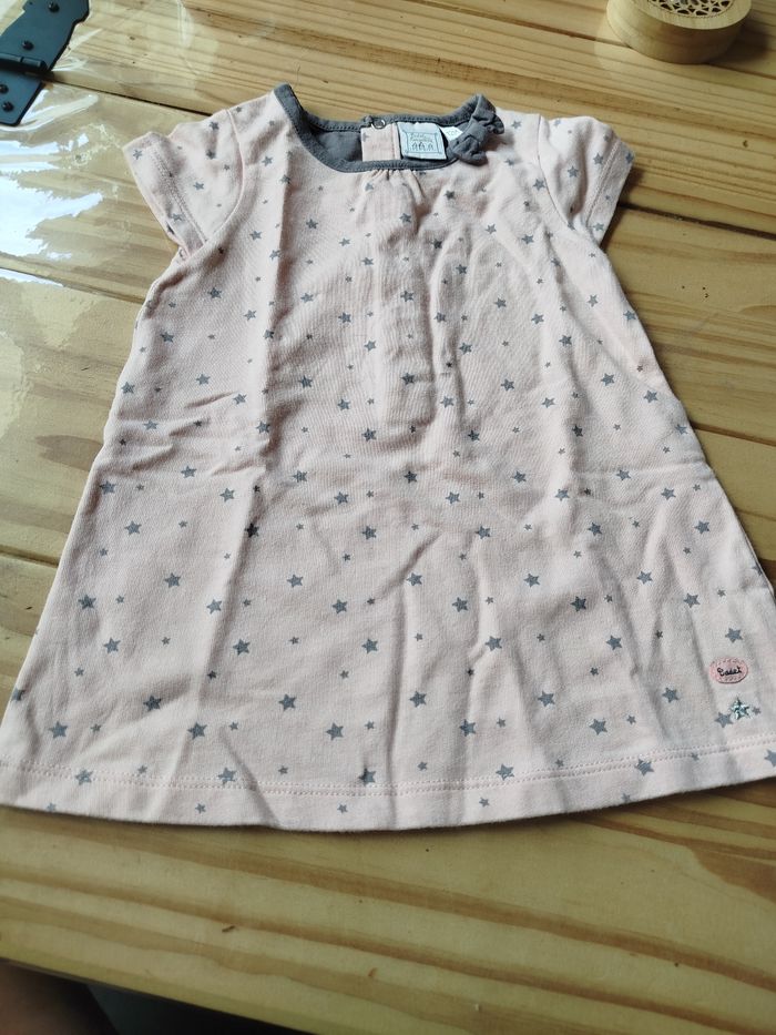 Robe rose