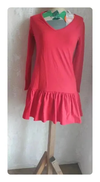 Robe rouge volantée- féminine et idéale pour une soirée Selfieroom, neuve, taille 36