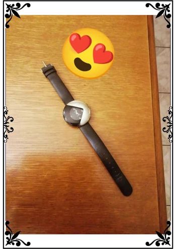 Montre noire cuir de veau
