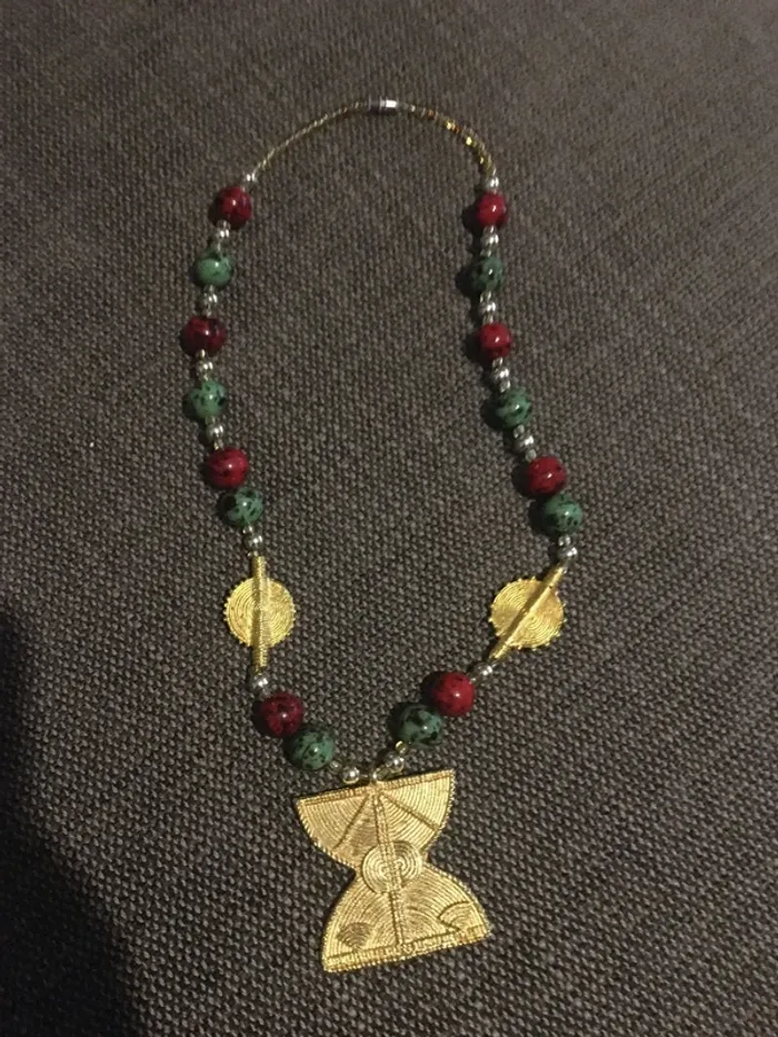 Collier - photo numéro 4