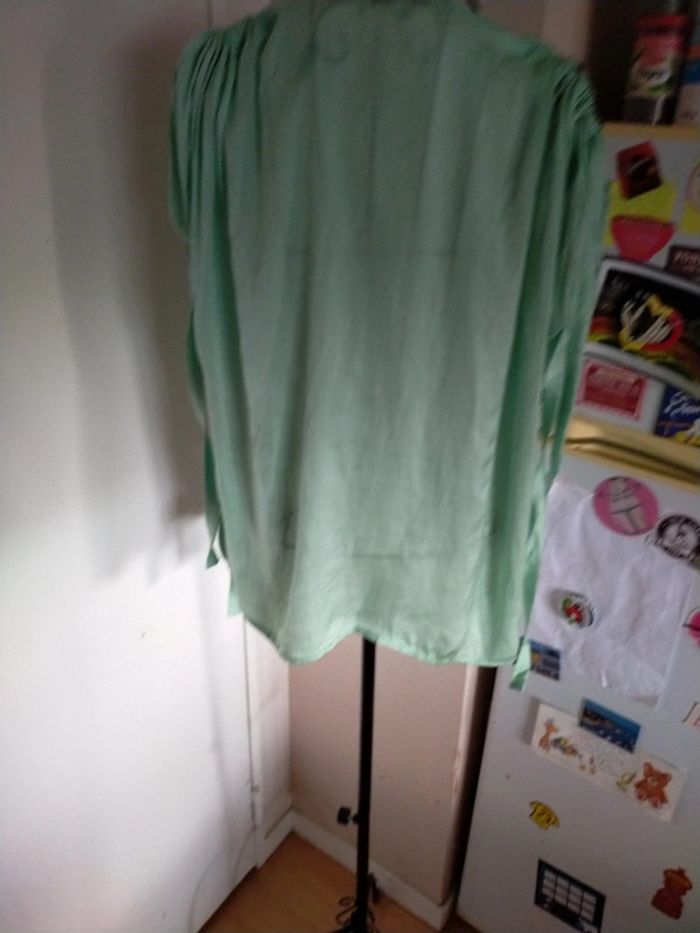 Joli haut pour l'été avec épaule découvert - photo numéro 7