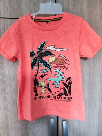 T shirt orange fluo imprimé exotique / 5 - 6 ans