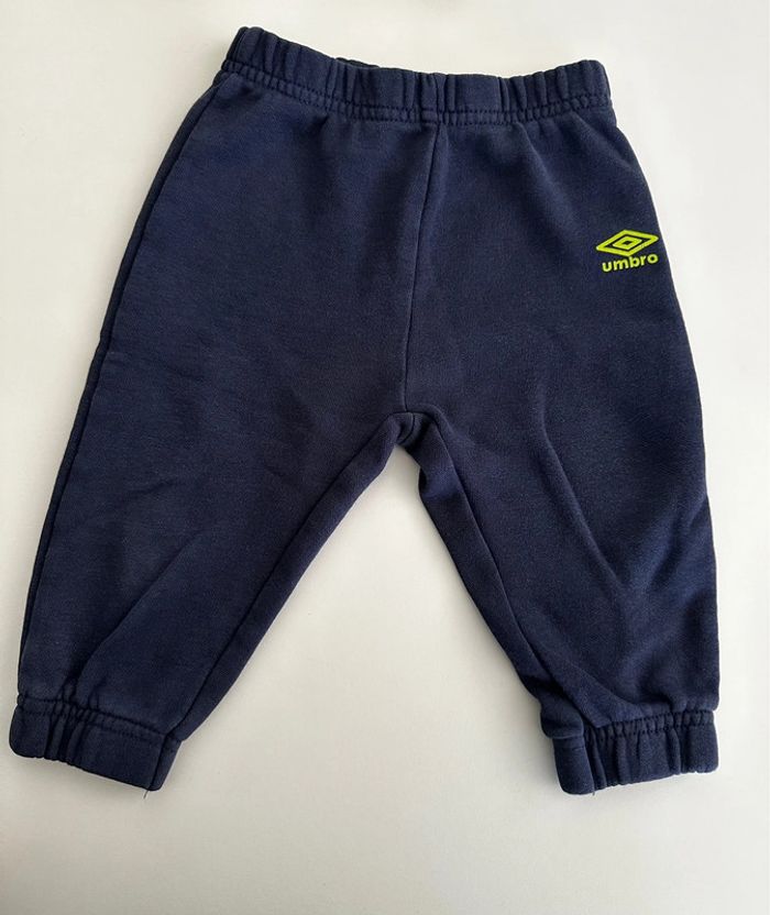 Ensemble jogging Umbro 18 mois / 80 cm - photo numéro 3