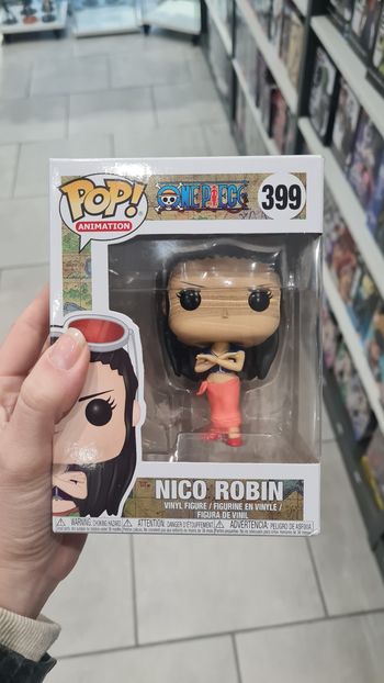Figurine pop nico robin one pièce