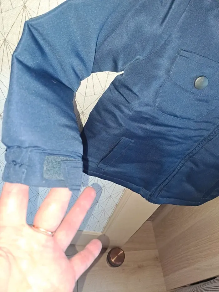 Manteau doublé chaud garçon tissaia 18 mois super état - photo numéro 2