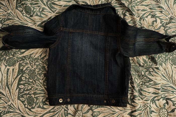 Veste en jean neuve Vertbaudet taille 4 ans - photo numéro 3