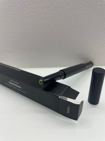 Ombre en stick Logical Younique