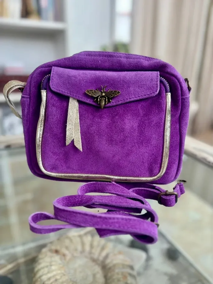 Sac bandoulière cuir violet avec fermeture abeille - photo numéro 13