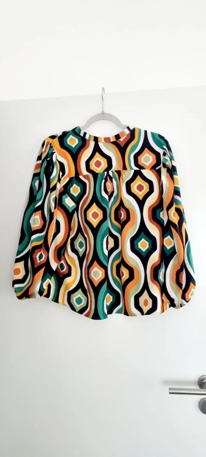 Blouse imprimée graphique neuve avec étiquette 38 vert Ysha - photo numéro 7