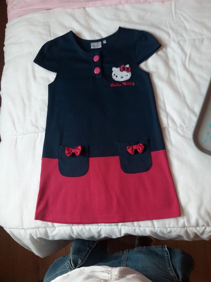 Robe 8ans Hello kitty