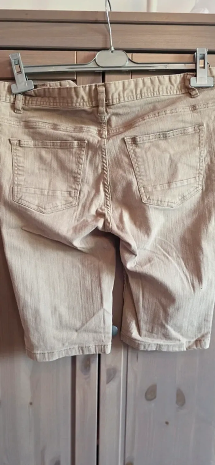 Short T42 - photo numéro 3