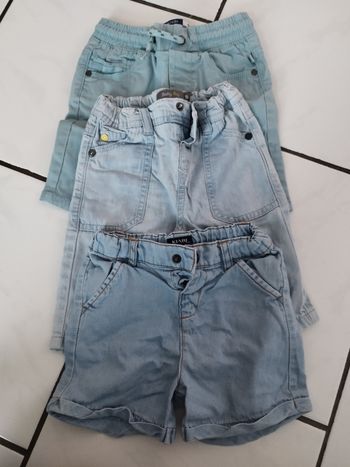 Lot 3 shorts