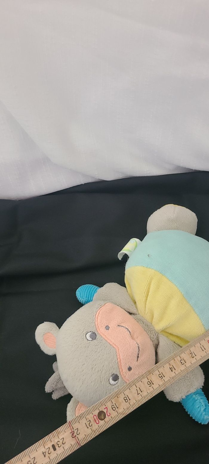 BABY SMILE DOUDOU GIRAFE GRIS JAUNE BLEU HOCHET - photo numéro 3