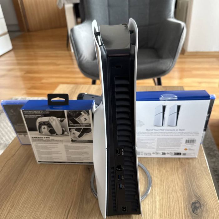 Sony Playstation 5 D'occasion comme neuve - photo numéro 3