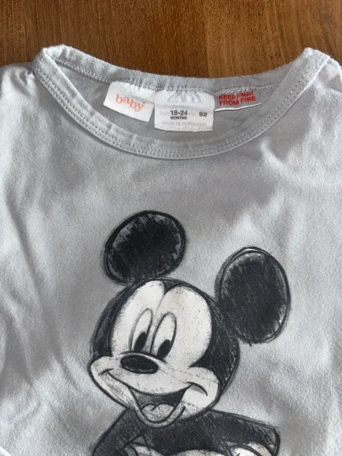 Haut Zara Mickey gris 18/24 mois et jeans H&M 12/18 mois - photo numéro 6
