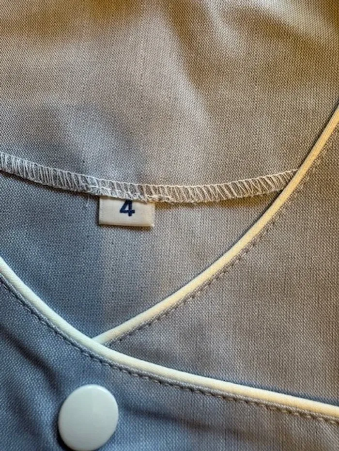 blouse de travail femme bleu ciel taille 42 / XL neuve - photo numéro 5