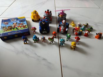 Lot de jouets pat patrouille. 15€
