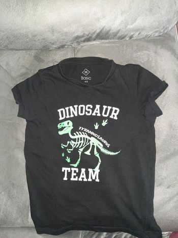 T shirt dinosaure