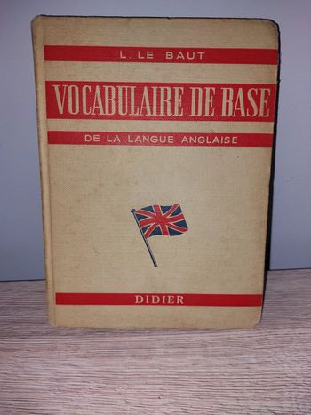 Livre scolaire vocabulaire de base