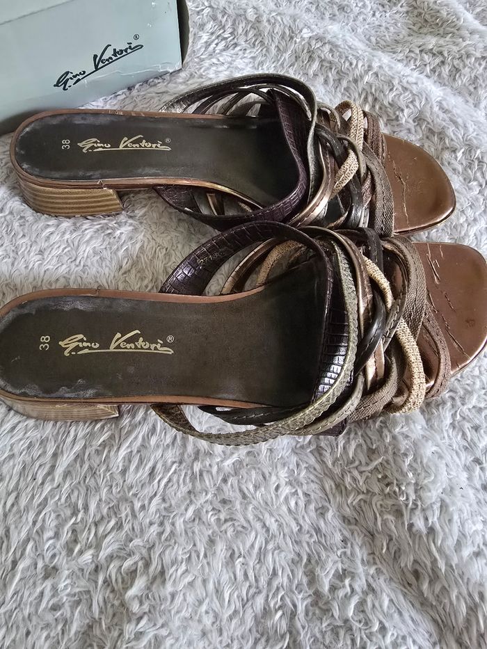Sandales 🍒vintage 90 Gino ventori🍒pointure 38 non négociable - photo numéro 3