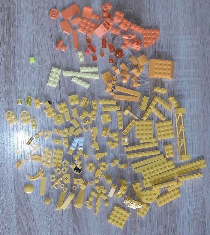 Lego jaune