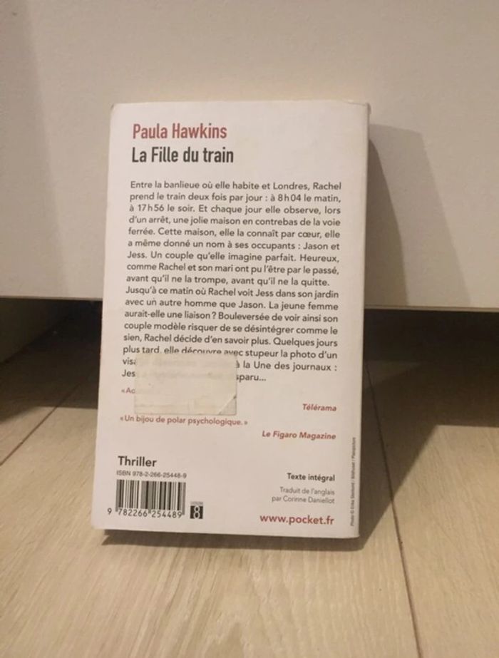Livre 📚 "La Fille du train" Pocket 4euros - photo numéro 3