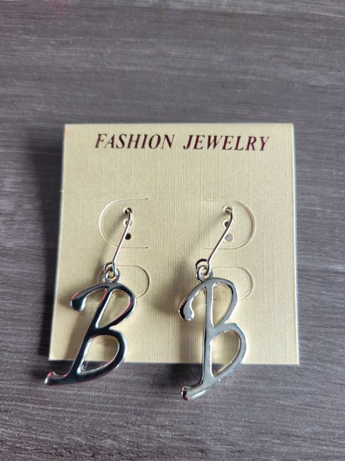 Boucle d'oreille