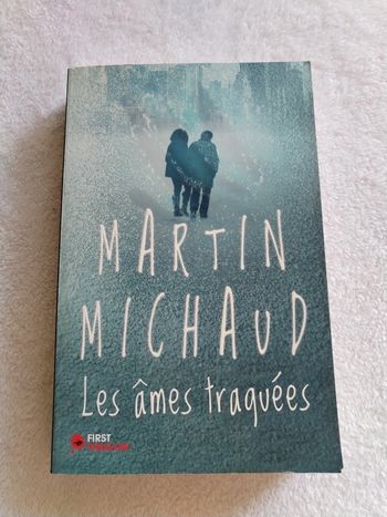 Livre Les âmes traquées de Martin Michaud