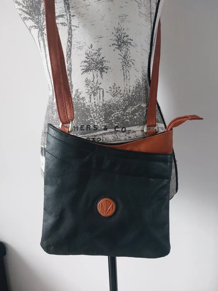 Sac noir et marron - photo numéro 4