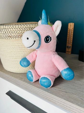 Peluche licorne