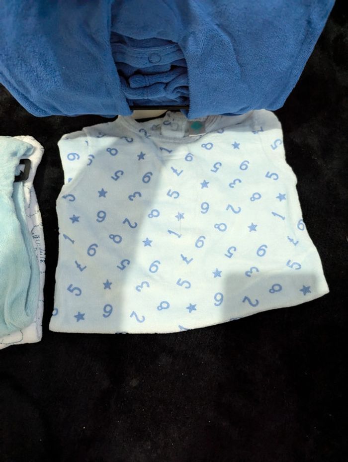 Lot pyjamas garçon 3 mois - photo numéro 4