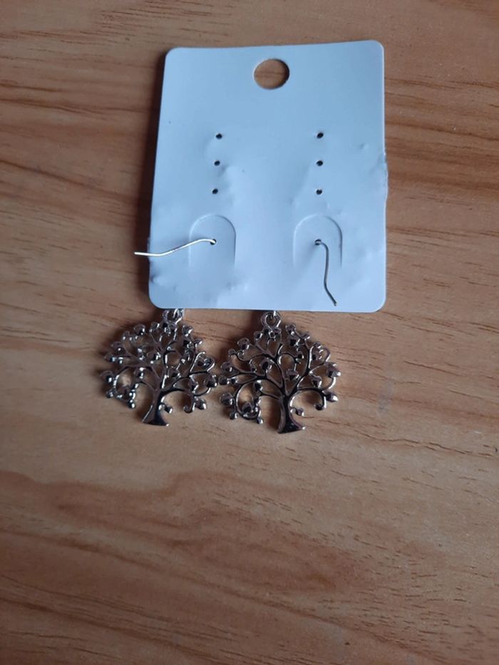 Boucle d'oreille arbre strass neuf - photo numéro 4