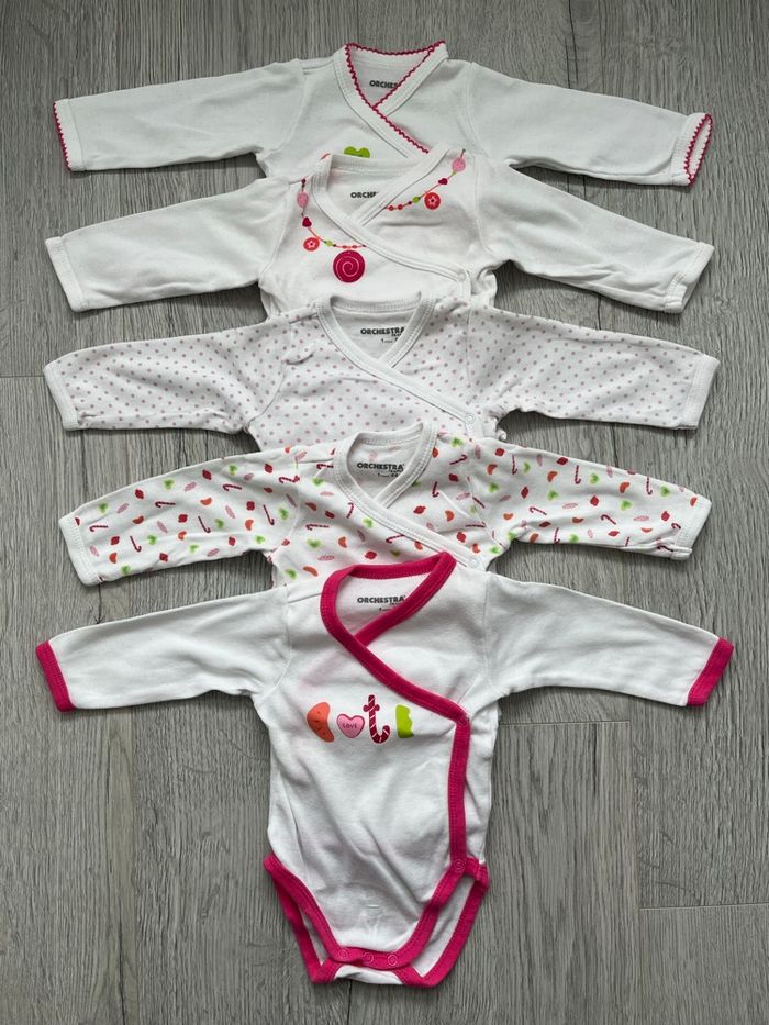 Lot de 10 bodies manches longues – 1 mois / 54 cm – Bon état