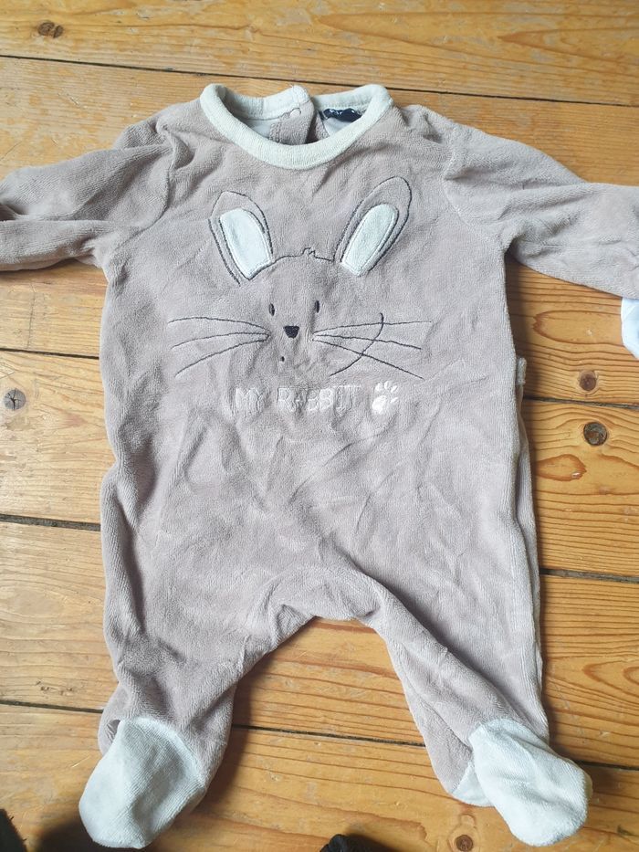 Lot 6 pyjamas 1 mois - photo numéro 3