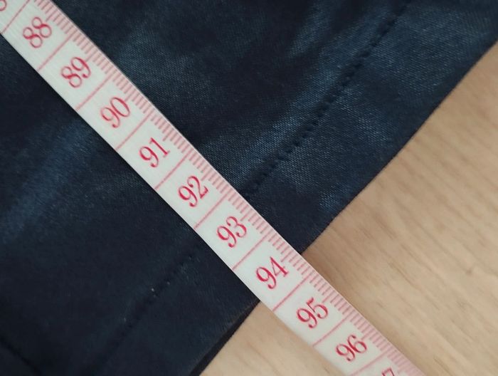 Slim bleu marine effet ciré Naf Naf taille L - photo numéro 7