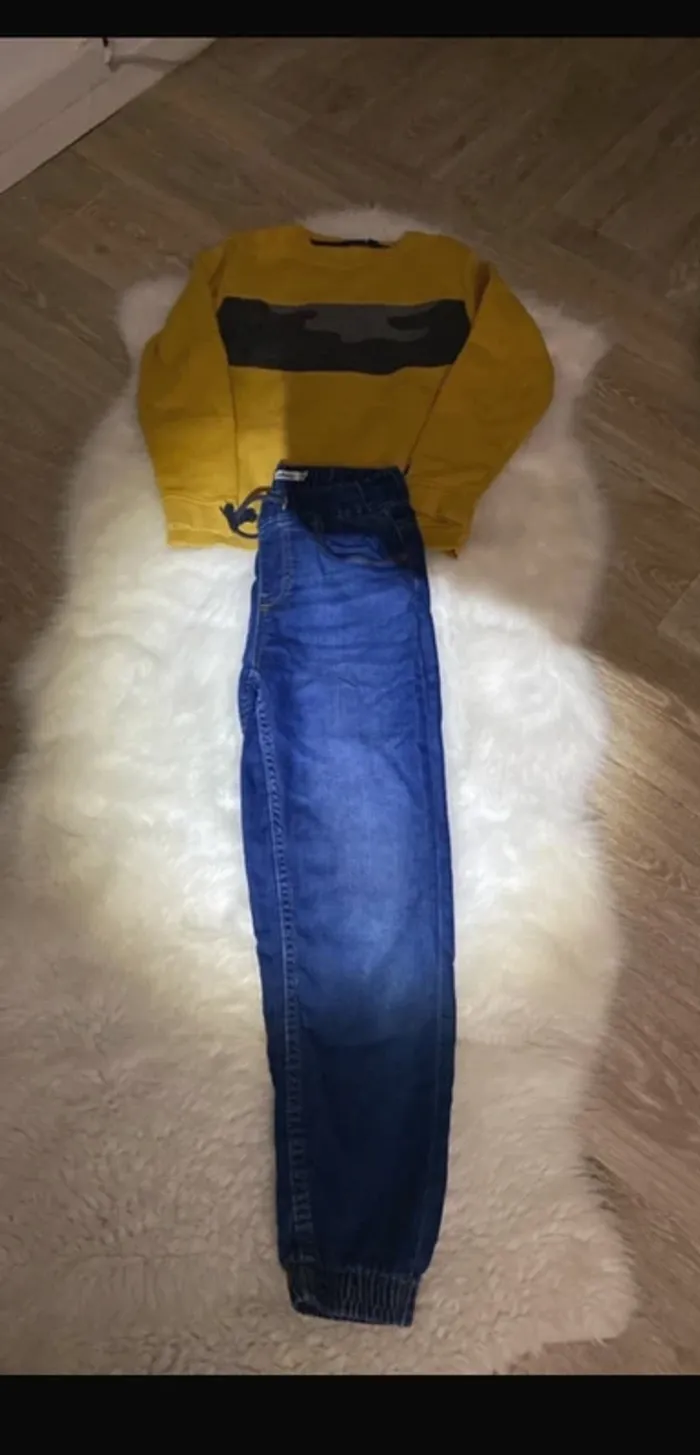 Pantalon et chemisier pour garçon