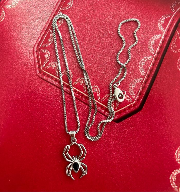 Collier araignée 🕷️ Halloween 🎃 - photo numéro 5