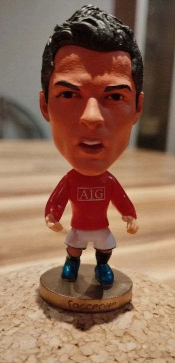 Petite figurine foot neuve cristiano Ronaldo CR7 Manchester United retro