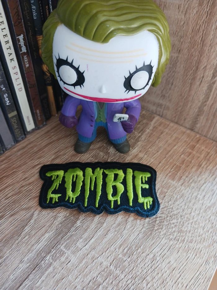 Patch Zombie. - photo numéro 2