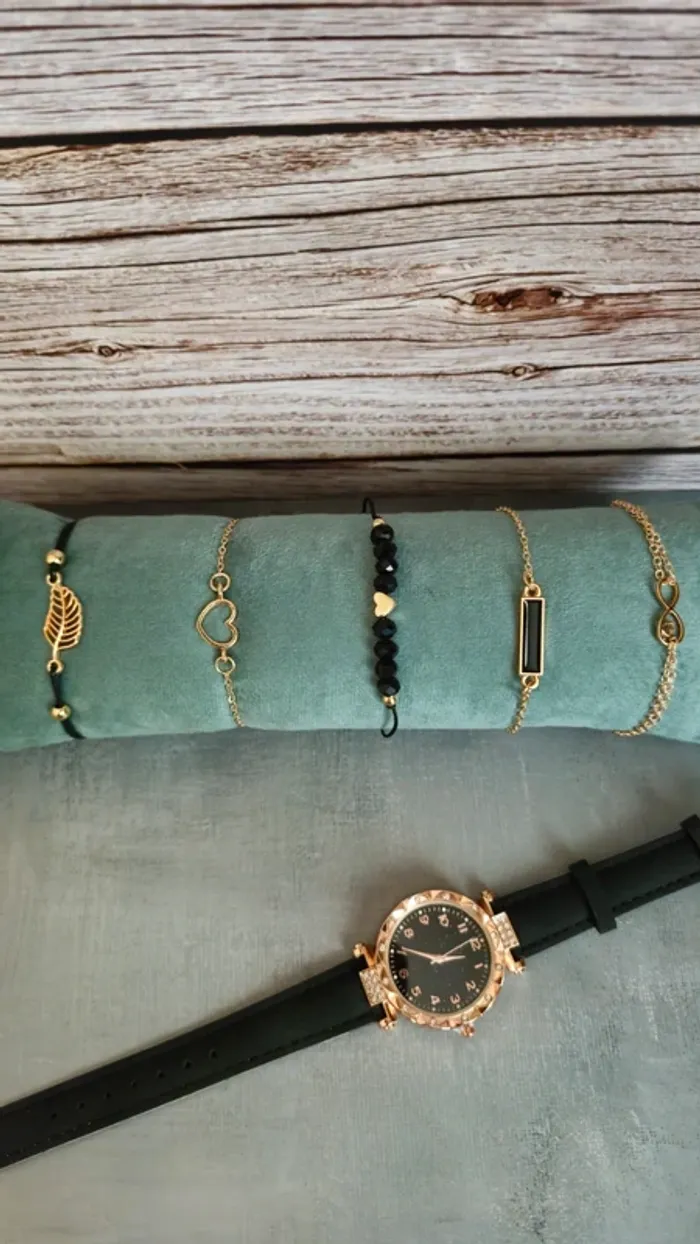 Lot Montre + bracelets