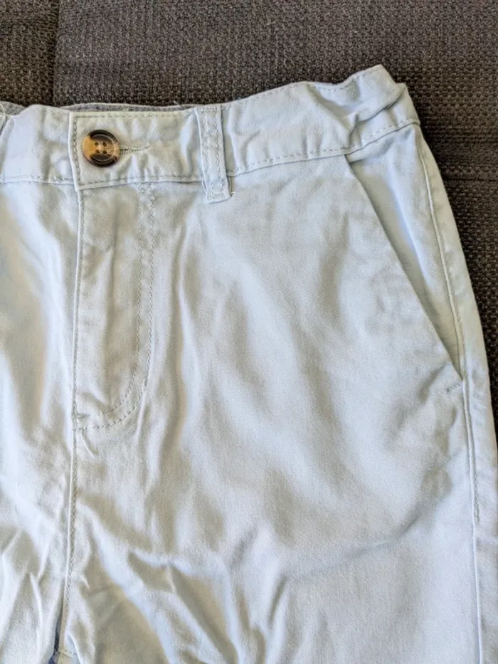 Short bleu clair 12 ans - photo numéro 2