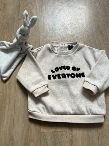 Pull kiabi 9 mois neuf