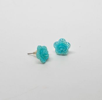 Paire de boucles d'oreilles. Neuve. 2
