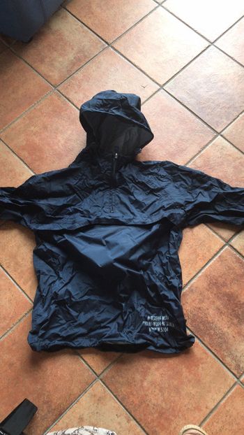 Tex coupe vent type  kway taille 14 ans