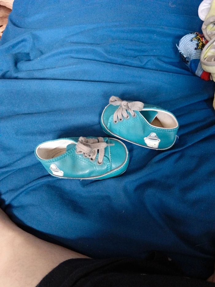 Lot chaussures bébé 0-3 mois - photo numéro 6