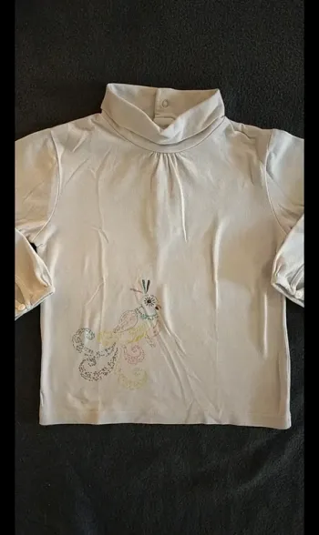 T-shirt col roulé manches longues 4 ans
