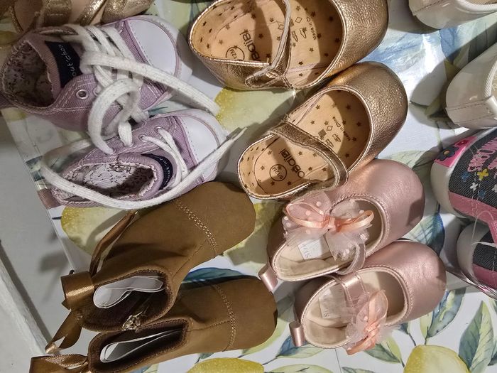 Lot de chaussures fille naissance jusqu'à 12 mois - photo numéro 8